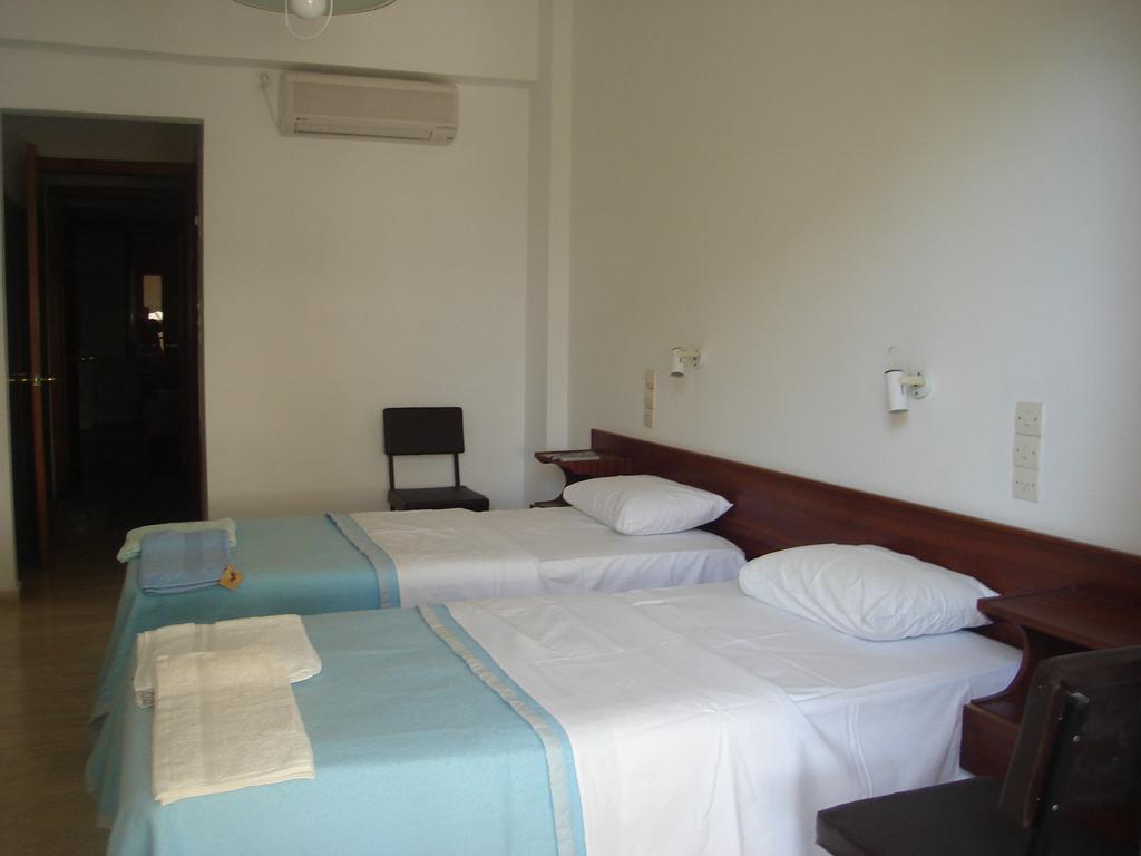 Dimitris Rooms Vlikhón Pokoj fotografie