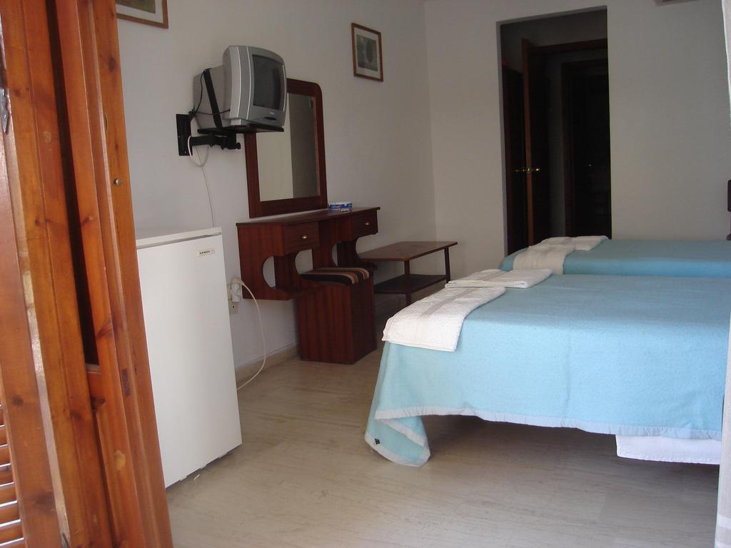 Dimitris Rooms Vlikhón Pokoj fotografie